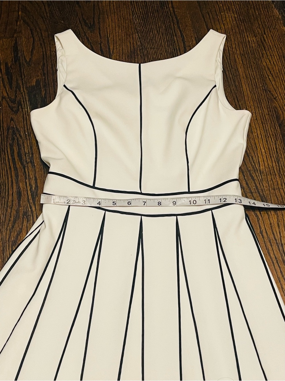 Withe house black market elegant Cream A-Line Dress with Contrast Piping size 2 - Picture 10 of 13